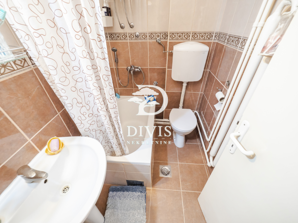 Slika 8 - Učitelja Miloša Jankovića, Dvoiposoban stan na prodaju, 62m2, 199.000€